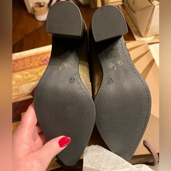 CASTA Twist Combo Heeled Boots in gold & olive, NIB, size 39 (8.5 US) - Picture 6 of 15